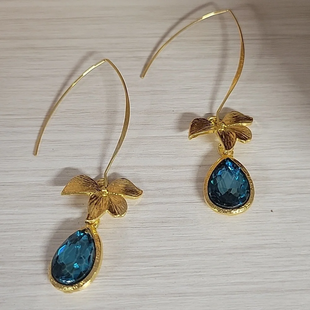 LILY TOPAZ LONG DROP EARRINGS - Picture 8 of 9